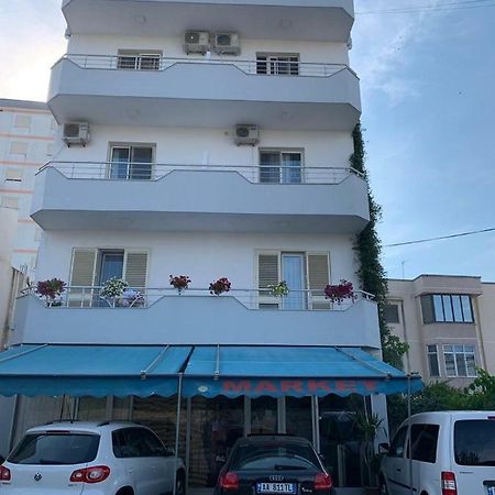 GuestHouse Cami Durrës Extérieur photo