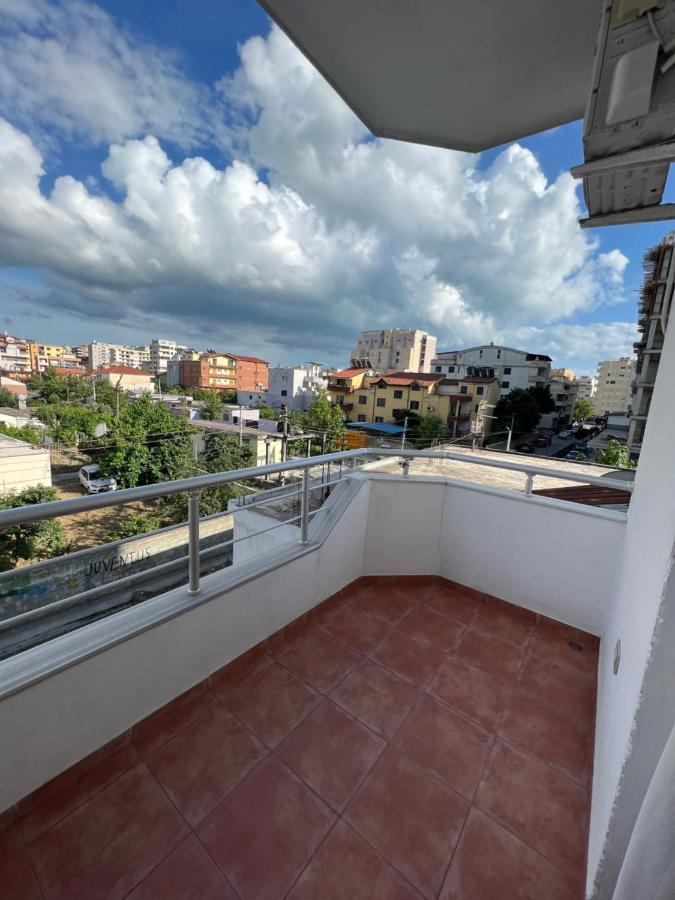 GuestHouse Cami Durrës Extérieur photo