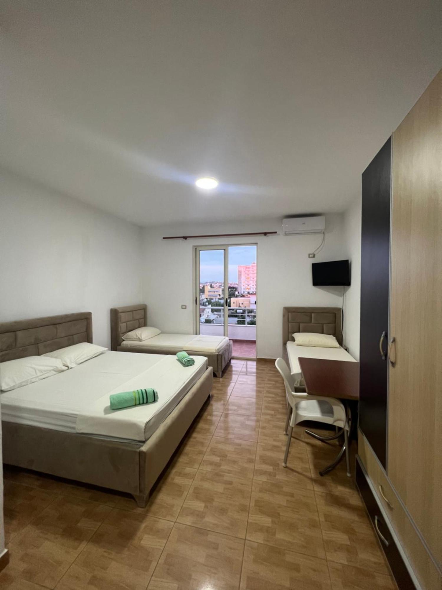 GuestHouse Cami Durrës Extérieur photo