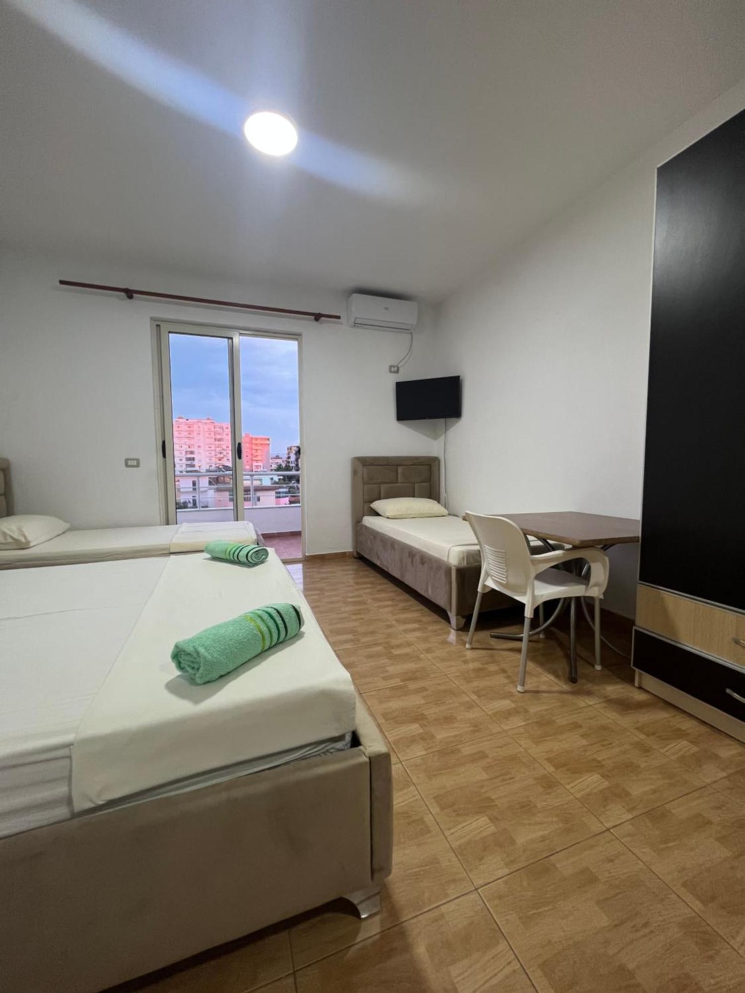 GuestHouse Cami Durrës Extérieur photo