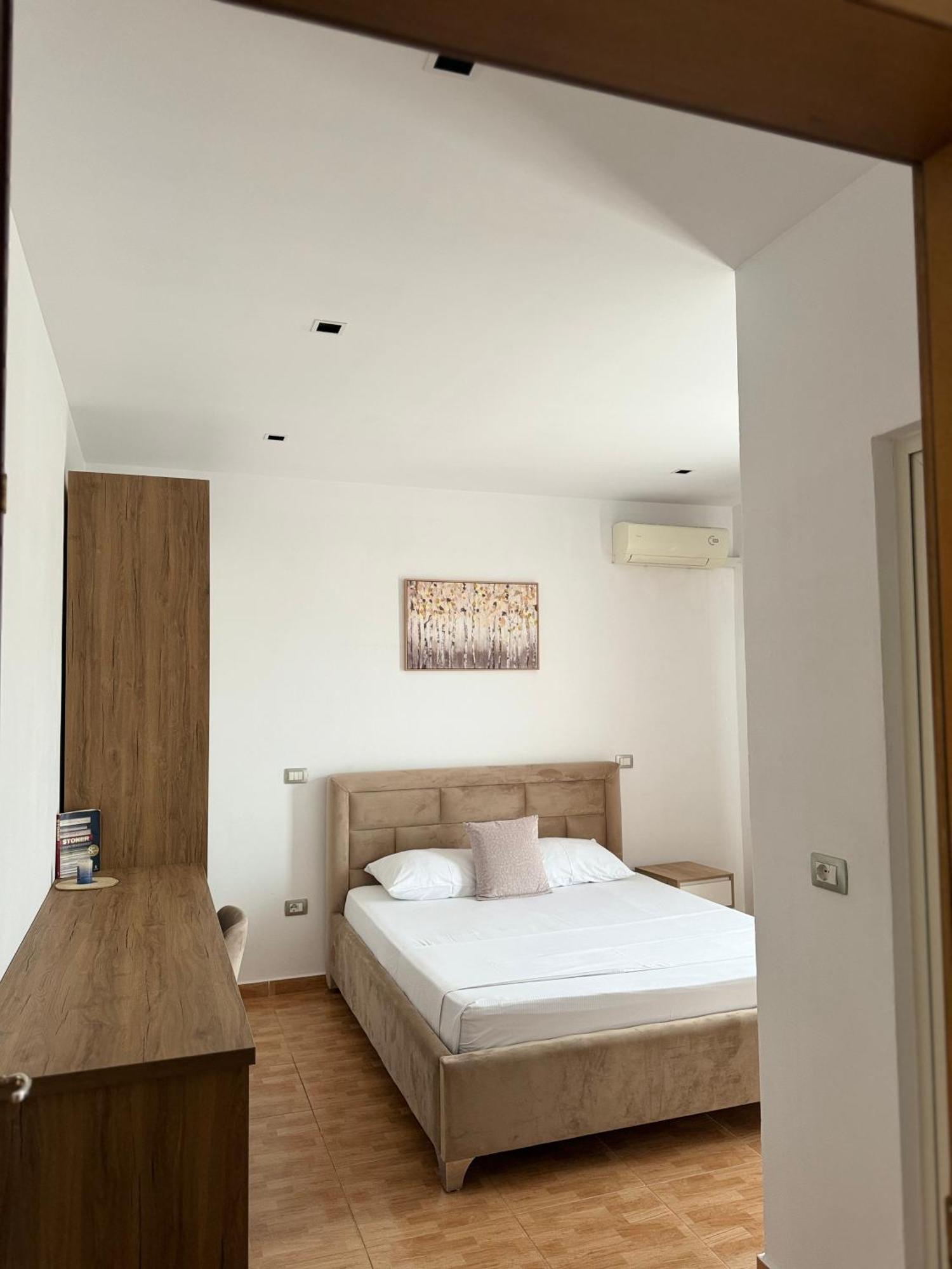 GuestHouse Cami Durrës Extérieur photo
