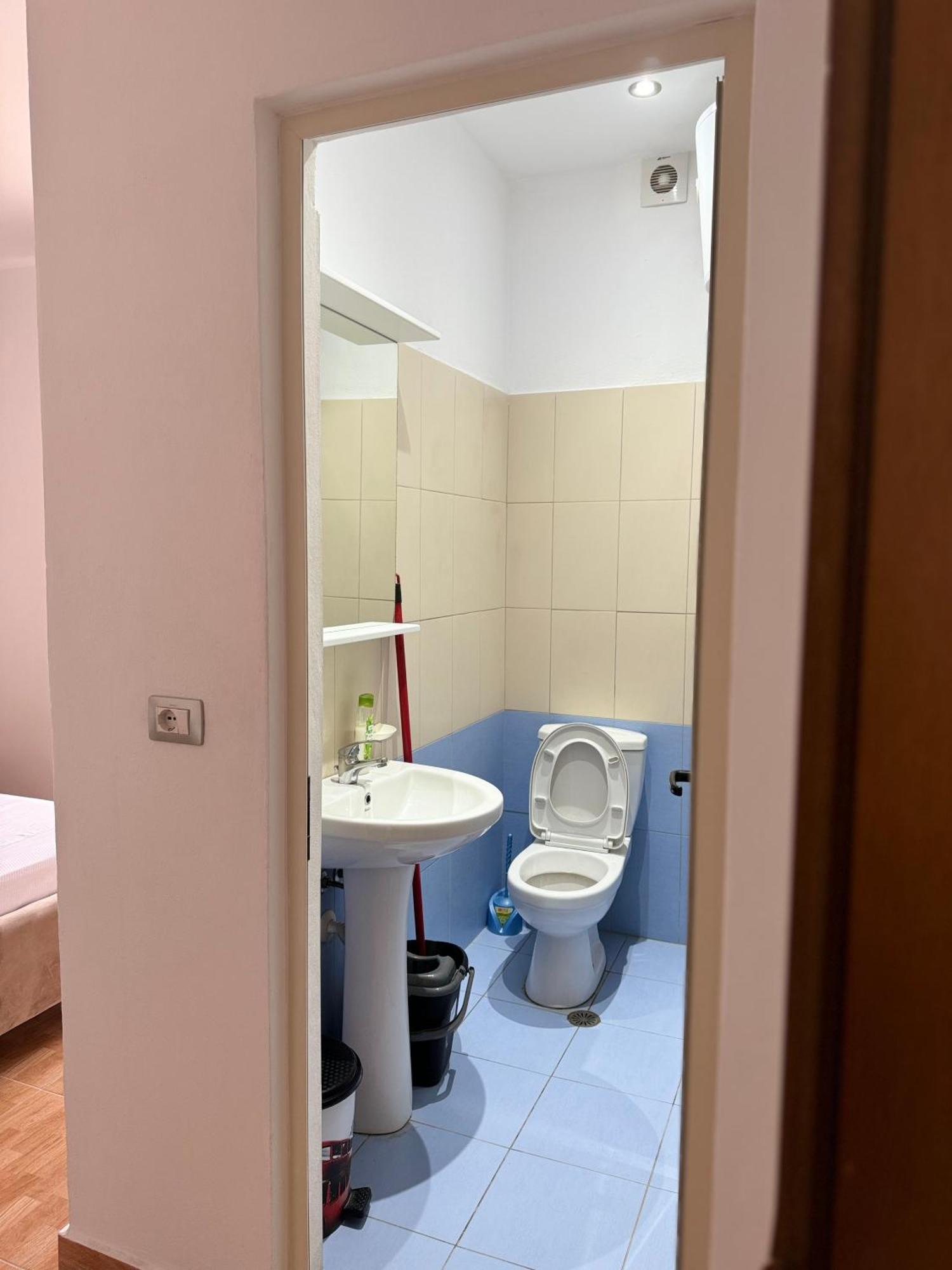 GuestHouse Cami Durrës Extérieur photo