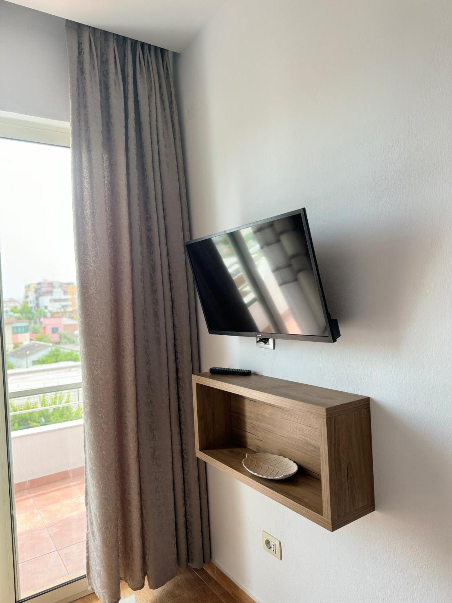 GuestHouse Cami Durrës Extérieur photo