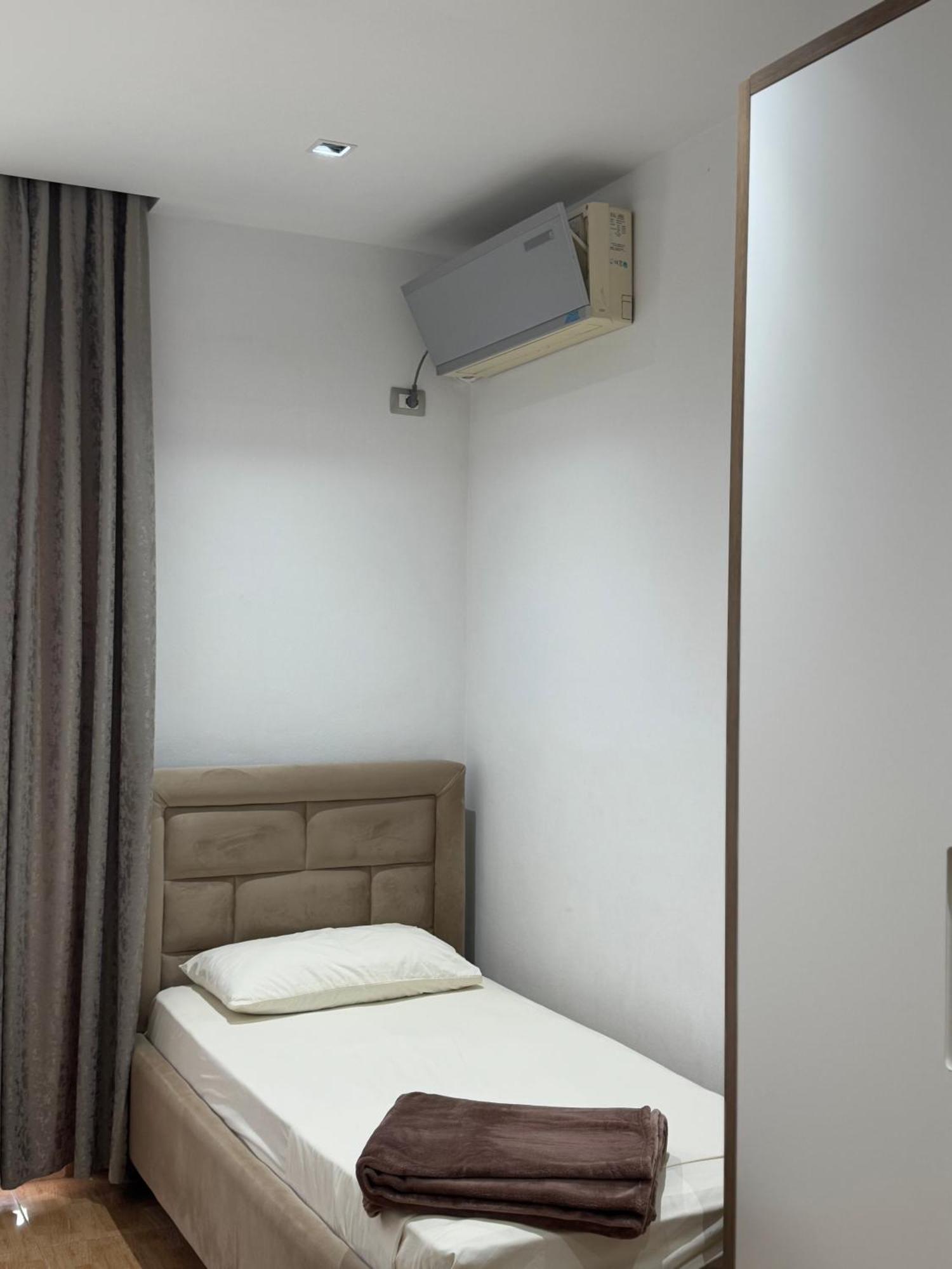 GuestHouse Cami Durrës Extérieur photo