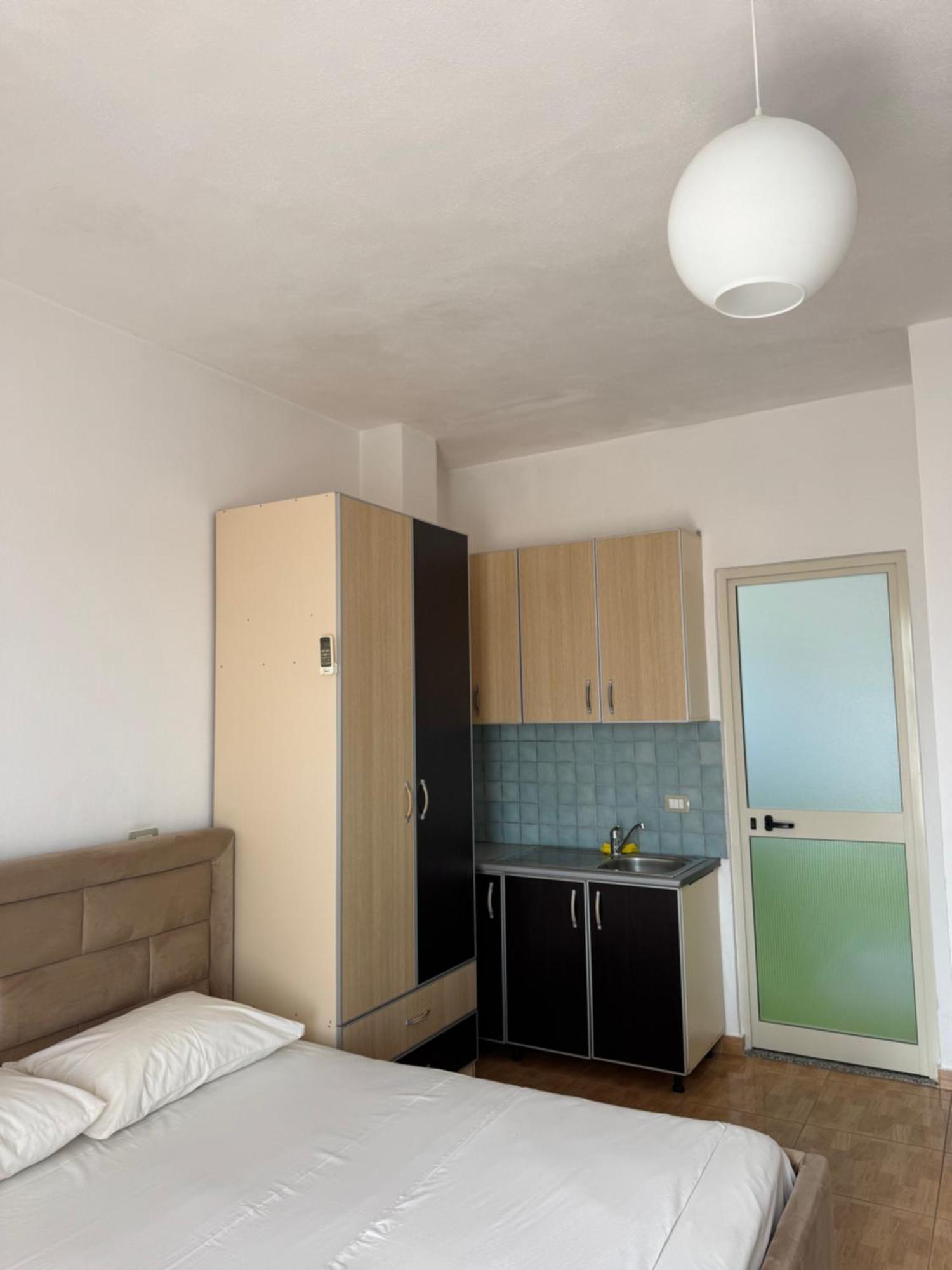 GuestHouse Cami Durrës Extérieur photo
